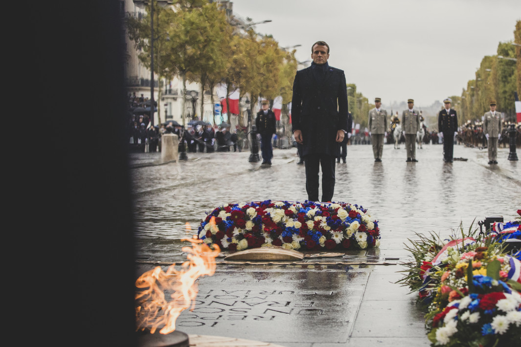 France Les Ceremonies Du 11 Novembre Restreintes Et Interdites Au Public