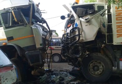 Tchad : Grave collision entre un semi-remorque et une benne devant Don Bosco – Deux blessés et un embouteillage monstre