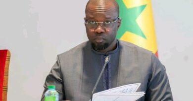 Sénégal : la réforme électorale adoptée, Sonko éligible en 2029, l’opposition crie à la « loi sur mesure »