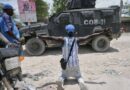 Haïti : L&rsquo;enfer silencieux de Cité Soleil – Quand les gangs poussent tout un peuple à l&rsquo;exil