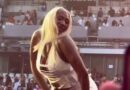 France : Au Stade de France, Aya Nakamura transforme la consécration en manifeste : « Ici, c&rsquo;est aussi Bamako »
