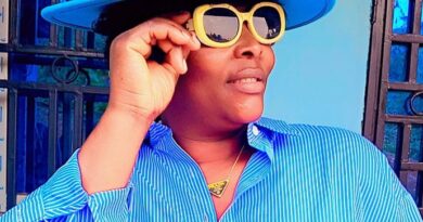 Cameroun : Yaoundé : Suzy L’Intouchable célèbre 25 ans de carrière, son anniversaire et son nouvel album le 23 mai au Central Park Cameroun : Yaoundé : Suzy L’Intouchable célèbre 25 ans de carrière, son anniversaire et son nouvel album le 23 mai au Central Park