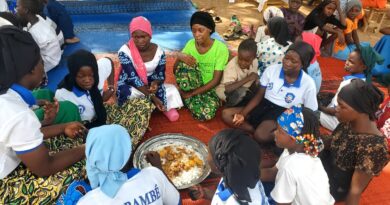 Tchad : Un vêtement propre sur le dos, le ventre rempli, le cœur léger : ce qu&rsquo;offre vraiment Team Wilodona aux enfants vulnérables de Moundou.