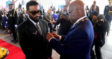 RDC: Kinshasa : Fally Ipupa fait Chevalier de l’Ordre national du Léopard, un sacre après l’exploit du Stade de France RDC: Kinshasa : Fally Ipupa fait Chevalier de l’Ordre national du Léopard, un sacre après l’exploit du Stade de France