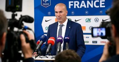 France : zidane à la tête des bleus : le roi est de retour sur son trône