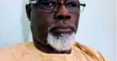 Tchad : Maître Ramadane Souleymane, l&rsquo;homme qui a fait plier la dictature : portrait d&rsquo;un huissier pas comme les autres.