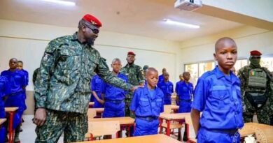 Guinée : un financement record de 150 millions d’euros pour la refondation du système éducatif Guinée : un financement record de 150 millions d’euros pour la refondation du système éducatif
