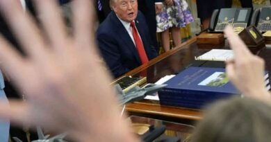États-Unis : la justice ordonne à Trump de rétablir l’accès de CNN, MS NOW et Politico à la Maison Blanche
