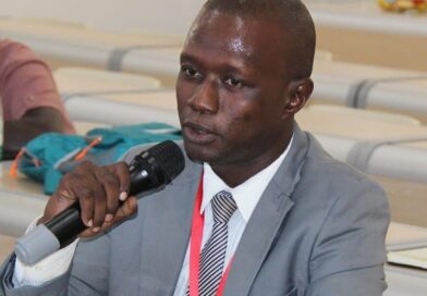 Tchad : juriste le jour, diplomate à La Haye, écrivain la nuit : Djerane Djimadoum Honoré, la loi dans la tête, la plume au poing et le Tchad au cœur. Retour sur un parcours hors du commun.