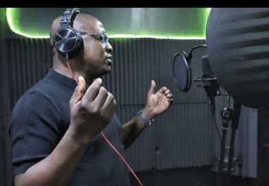 Tchad : «Ngonne je lo kiss » : quand Mawndoe prête sa voix aux enfants que l&rsquo;on oublie